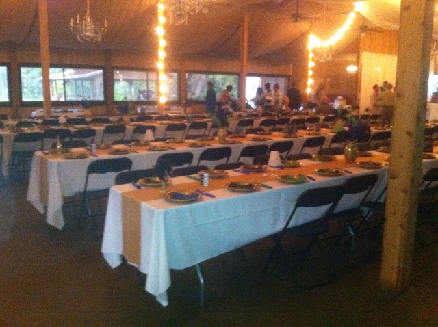 4 Trees Smokehouse Inc.